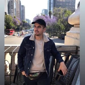 Meet your Posher, Leopoldo